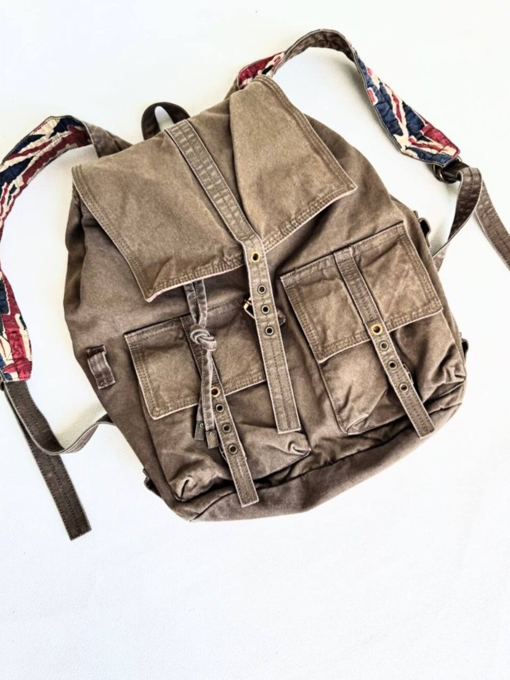 Vintage Canvas Backpack with Utility Pockets – Casual Travel School Bag - Picture 2 of 6